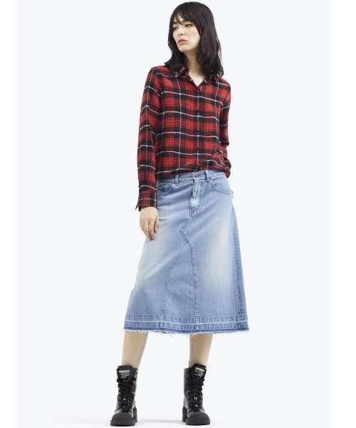 MARC JACOBS（マークジェイコブス）の「DENIM SKIRT/ヴィンテージ インディゴ デニム スカート（デニムスカート・レディース・ライトインディゴブルー・24/25/26/27/28）」の10枚目の写真