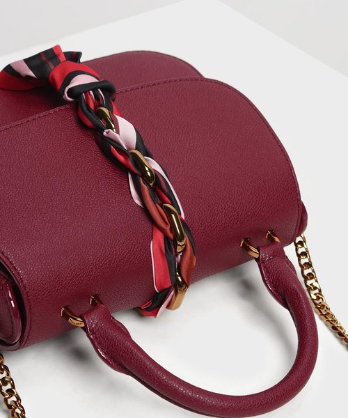 CHARLES & KEITH(チャールズ & キース)の「ブレードリボン トップハンドルバッグ / Braided Ribbon Top Handle Bag(ハンドバッグ・レディース・ブラック/ライトピンク/プラム・M)」の7枚目の写真