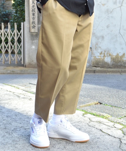 ROOPTOKYO(ループトウキョウ)の「MADE IN STANDARD ワイドカットオフ8分丈イージーパンツ(チノパンツ・メンズ・ブラック/ベージュ・S/M/L/XL)」の1枚目の写真