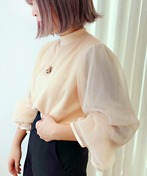 apres jour（アプレジュール）の「袖チュールハイネックトップス【ZOZOTOWN限定アイテム】（スウェット・レディース・ブラック/ベージュ/オフホワイト・フリー）」の8枚目の写真