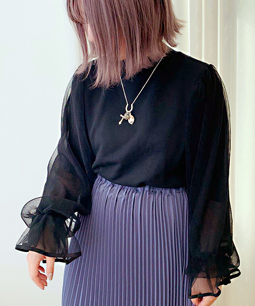 apres jour（アプレジュール）の「袖チュールハイネックトップス【ZOZOTOWN限定アイテム】（スウェット・レディース・ブラック/ベージュ/オフホワイト・フリー）」の16枚目の写真