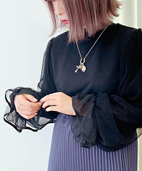 apres jour（アプレジュール）の「袖チュールハイネックトップス【ZOZOTOWN限定アイテム】（スウェット・レディース・ブラック/ベージュ/オフホワイト・フリー）」の17枚目の写真