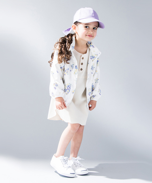 petit main(プティマイン)の「花柄ウィンドブレーカー(ブルゾン・キッズ・ピンク/ブルー・80cm/90cm/100cm/110cm/120cm/130cm)」の4枚目の写真