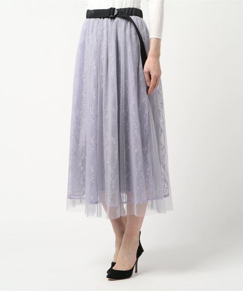 STYLEBLOCK(スタイルブロック)の「オーバーチュールレーステープベルトロング丈フレアプリーツスカート(スカート・レディース・ホワイト/ブラック/ピンク/イエロー/ラベンダー・M)」の4枚目の写真