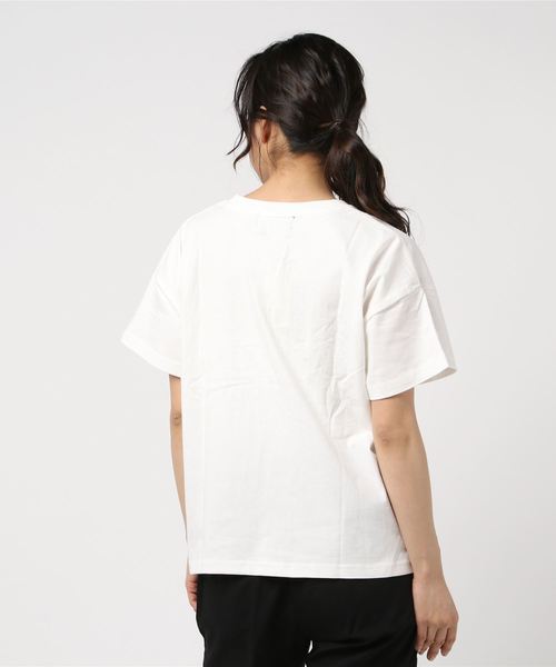 CUBE SUGAR(キューブシュガー)の「CUBE SUGAR/キューブシュガー 天竺刺しゅうクルー(Tシャツ/カットソー・レディース・ホワイト/ネイビー・FREE)」の4枚目の写真