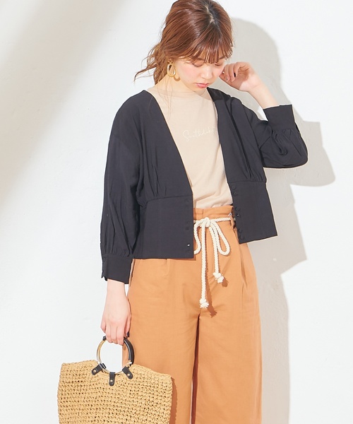 natural couture(ナチュラルクチュール)の「羽織りにもなるショートブラウス(シャツ/ブラウス・レディース・ブラック/ベージュ/ライトベージュ/ミント・FREE)」の2枚目の写真