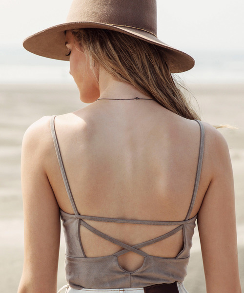 ALEXIA STAM（アリシアスタン）の「Eco Suede Camisole/エコスエードキャミソール（キャミソール・レディース・ブラック/ブラウン/ベージュ・FREE）」の12枚目の写真