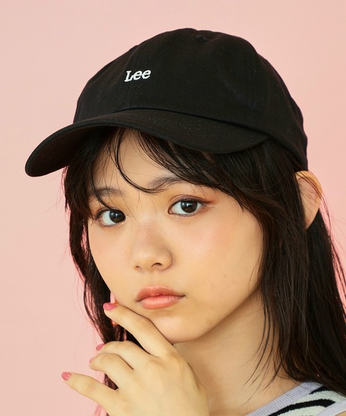 Lee（リー）の「Lee/リー ロゴ　キャップ ワンポイントロゴ（キャップ・レディース・ブラック/ホワイト/ブラウン/グリーン/ボルドー/ブラック系その他/ネイビー/ベージュ/ベージュ系その他・SMALL/MEDIUM）」の2枚目の写真