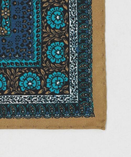 green label relaxing（グリーンレーベルリラクシング）の「アート ペイズリー ポケット チーフ（バンダナ/スカーフ・メンズ・ターコイズブルー/ネイビー・FREE）」の5枚目の写真