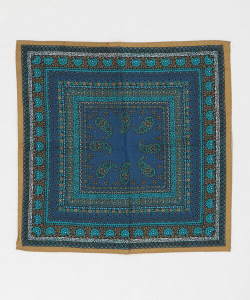 green label relaxing（グリーンレーベルリラクシング）の「アート ペイズリー ポケット チーフ（バンダナ/スカーフ・メンズ・ターコイズブルー/ネイビー・FREE）」の3枚目の写真