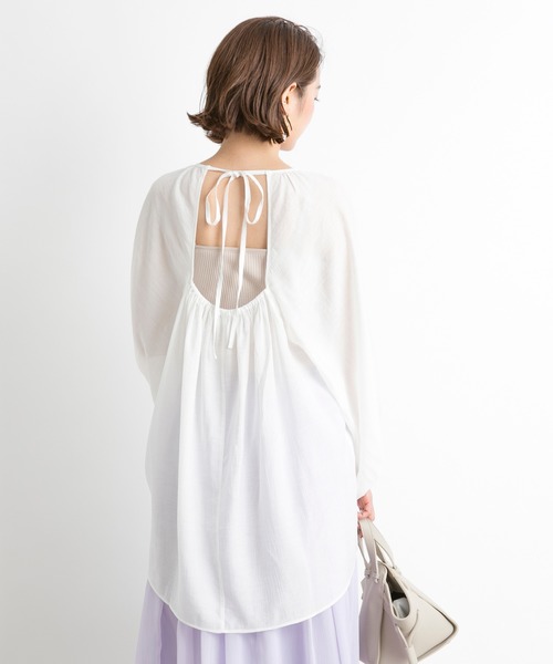 DouDou（ドゥドゥ）の「バックオープンギャザーブラウス（シャツ/ブラウス・レディース・ベージュ/オフホワイト/ラベンダー・FREE）」の22枚目の写真