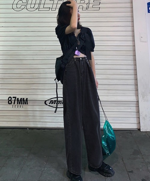 DAY CLOSET(デイ クローゼット)の「レディース ハイウエスト&タックのルーズデニムパンツ ワイド(デニムパンツ・レディース・ブルー/ブラック/ブラック系その他/ベージュ/インディゴブルー/ライトカーキ/カーキ・M/L/S/XL/2XL)」の8枚目の写真