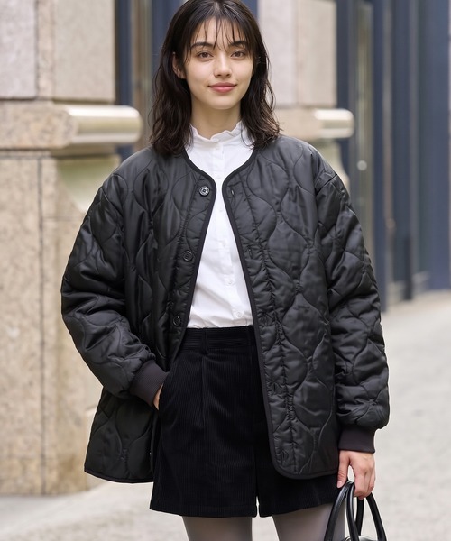 HECT(ヘクト)の「【HECT】M-65 Quilted Liner Jacket / M-65 中綿キルティングライナー ジャケット<撥水>(ミリタリージャケット・メンズ・オリーブ/ブラック/ベージュ/ダークネイビー/ブラウン/ライトグレー/チャコールグレー/カーキブラウン/ライトカーキ/ライトオリーブ/ブラウン系・L/S/M/XL)」の17枚目の写真