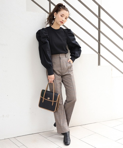 one after another NICE CLAUP（ワンアフターアナザーナイスクラップ）の「パイピングスクエアバッグ（ショルダーバッグ・レディース・アイボリー/ブラック/モカ・FREE）」の21枚目の写真