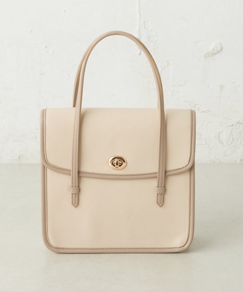 one after another NICE CLAUP（ワンアフターアナザーナイスクラップ）の「パイピングスクエアバッグ（ショルダーバッグ・レディース・アイボリー/ブラック/モカ・FREE）」の9枚目の写真