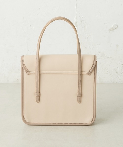 one after another NICE CLAUP（ワンアフターアナザーナイスクラップ）の「パイピングスクエアバッグ（ショルダーバッグ・レディース・アイボリー/ブラック/モカ・FREE）」の11枚目の写真