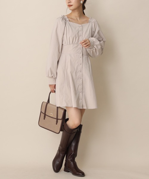 one after another NICE CLAUP（ワンアフターアナザーナイスクラップ）の「パイピングスクエアバッグ（ショルダーバッグ・レディース・アイボリー/ブラック/モカ・FREE）」の4枚目の写真