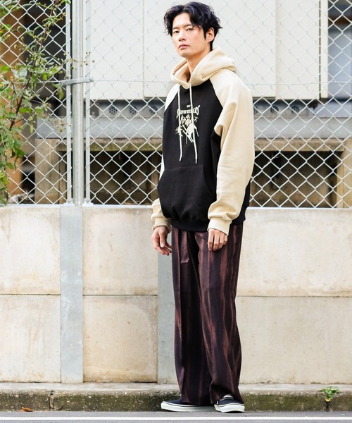 ALAND(エーランド)の「BLUFF/SNOW RIDERSフーディー 2932668(パーカー・メンズ・ブラック/グレー・FREE)」の17枚目の写真