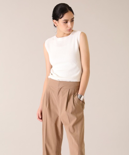 INED（イネド）の「ボートネックノースリーブニット《EMILCOTONI》（ニット/セーター・レディース・ホワイト/ブラック/グリーン・9号）」の2枚目の写真