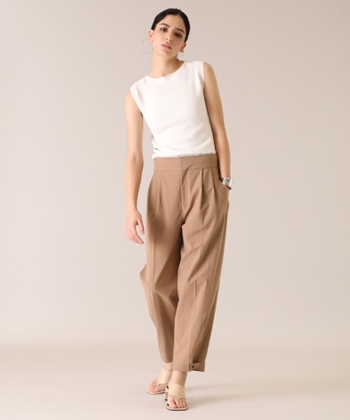 INED（イネド）の「ボートネックノースリーブニット《EMILCOTONI》（ニット/セーター・レディース・ホワイト/ブラック/グリーン・9号）」の5枚目の写真