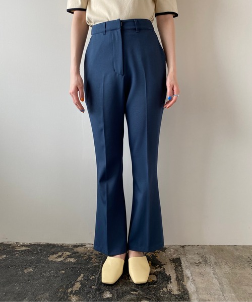 PUBLUX（パブリュクス）の「ハイウエストセンタープレスフレアパンツ（その他パンツ・レディース・ブラック/ブルー・マルチサイズ）」の10枚目の写真