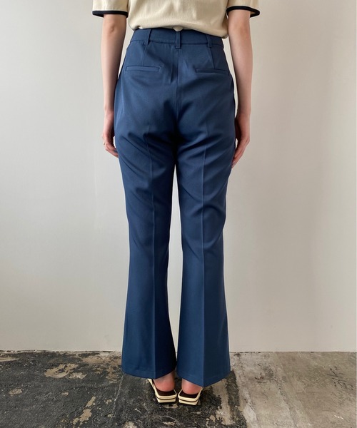 PUBLUX（パブリュクス）の「ハイウエストセンタープレスフレアパンツ（その他パンツ・レディース・ブラック/ブルー・マルチサイズ）」の18枚目の写真