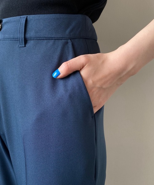 PUBLUX（パブリュクス）の「ハイウエストセンタープレスフレアパンツ（その他パンツ・レディース・ブラック/ブルー・マルチサイズ）」の13枚目の写真