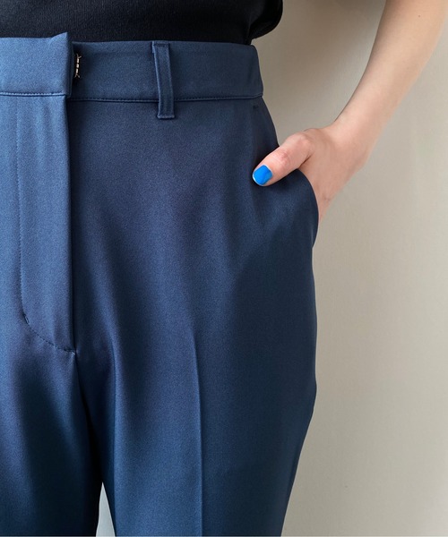 PUBLUX（パブリュクス）の「ハイウエストセンタープレスフレアパンツ（その他パンツ・レディース・ブラック/ブルー・マルチサイズ）」の8枚目の写真