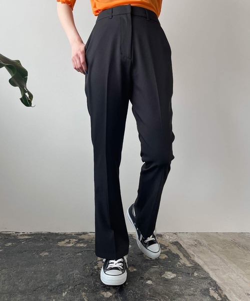 PUBLUX（パブリュクス）の「ハイウエストセンタープレスフレアパンツ（その他パンツ・レディース・ブラック/ブルー・マルチサイズ）」の19枚目の写真