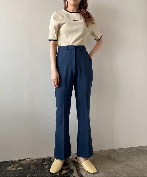 PUBLUX（パブリュクス）の「ハイウエストセンタープレスフレアパンツ（その他パンツ・レディース・ブラック/ブルー・マルチサイズ）」の5枚目の写真