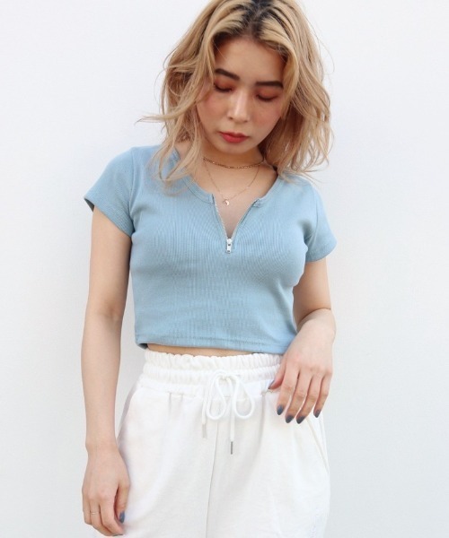FIG&VIPER(フィグアンドバイパー)の「リブZIPショートT(Tシャツ/カットソー・レディース・ホワイト/ブラック/グレー/ブルー/ライトパープル/ピンク・FREE)」の10枚目の写真