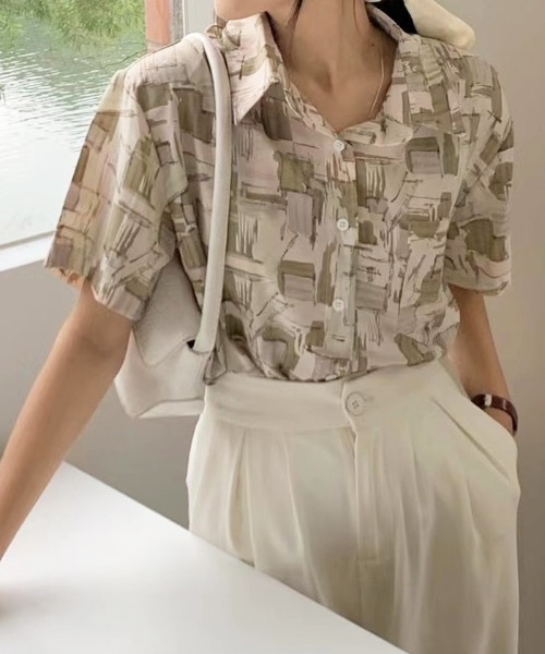 Futier land(フューティアランド)の「ランダムペイント開襟シャツ(シャツ/ブラウス・レディース・グリーン/ブルー/ピンク・FREE)」の1枚目の写真