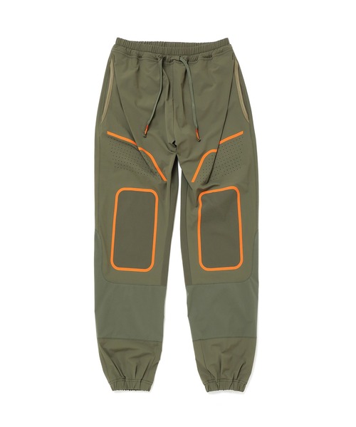 SIVA（シヴァ）の「SIVA シヴァ / ONE-PLEATS NYLON PANTS ワンプリーツナイロンワイドパンツ セットアップ / 21C-S-06-04（その他パンツ・メンズ・ブラック/カーキ・3/2）」の5枚目の写真