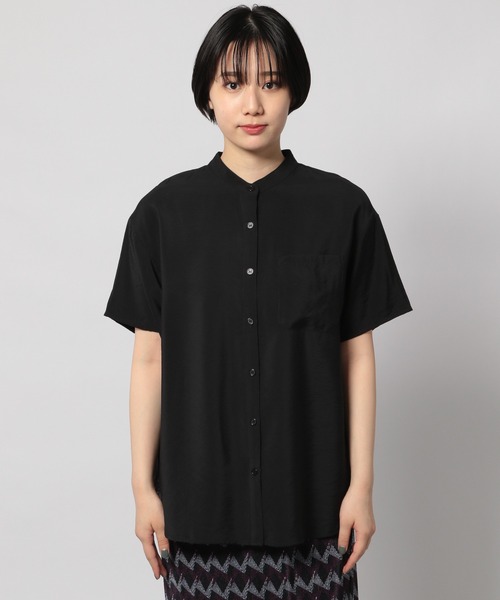 PAGEBOY(ページボーイ)の「バンドカラーショートスリーブシャツ(シャツ/ブラウス・レディース・ブラック/オフホワイト/ブラウン系その他/グレイッシュベージュ・FREE)」の20枚目の写真