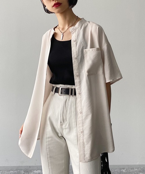 PAGEBOY(ページボーイ)の「バンドカラーショートスリーブシャツ(シャツ/ブラウス・レディース・ブラック/オフホワイト/ブラウン系その他/グレイッシュベージュ・FREE)」の9枚目の写真