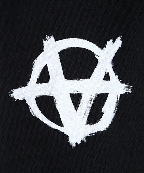 VETEMENTS（ヴェトモン）の「VETEMENTS / ヴェトモン：ANARCHY LOGO SWEATPANTS：UA52PA270[RIP]（スウェットパンツ・メンズ・ブラック×ホワイト/ホワイト系その他・S/XS）」の11枚目の写真