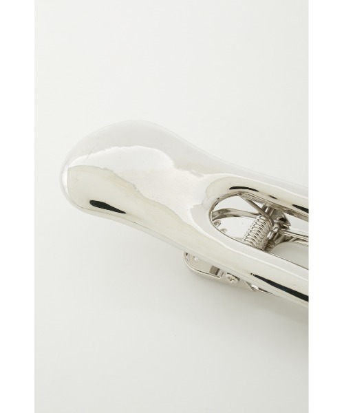 SLY(スライ)の「Sly Skin DISTORTION HAIR CLIP ヘアクリップ(バレッタ/ヘアクリップ・レディース・シルバー/ベージュ・FREE)」の9枚目の写真