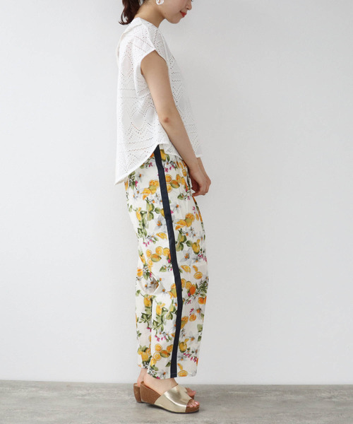 Three Four Time(スリーフォータイム)の「サイドラインパンツ(スラックス・レディース・レモンイエロー/オレンジ・FREE)」の4枚目の写真