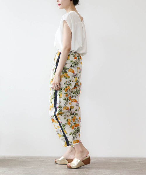 Three Four Time(スリーフォータイム)の「サイドラインパンツ(スラックス・レディース・レモンイエロー/オレンジ・FREE)」の13枚目の写真