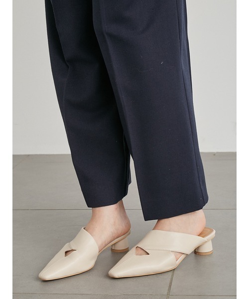 LILY BROWN(リリーブラウン)の「センタープレスパンツ(その他パンツ・レディース・ブラウン/ネイビー/ブラック・0/1)」の6枚目の写真