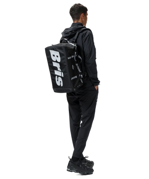 F.C.Real Bristol（エフシーレアルブリストル）の「NEW ERA CLUB