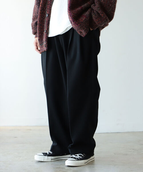 BEAMS(ビームス)の「BEAMS / バルーン スラックス(スラックス・メンズ・チャコールグレー/ブラック/ネイビー・SMALL/MEDIUM/LARGE/X-LARGE)」の15枚目の写真
