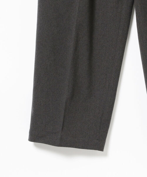 BEAMS(ビームス)の「BEAMS / バルーン スラックス(スラックス・メンズ・チャコールグレー/ブラック/ネイビー・SMALL/MEDIUM/LARGE/X-LARGE)」の22枚目の写真