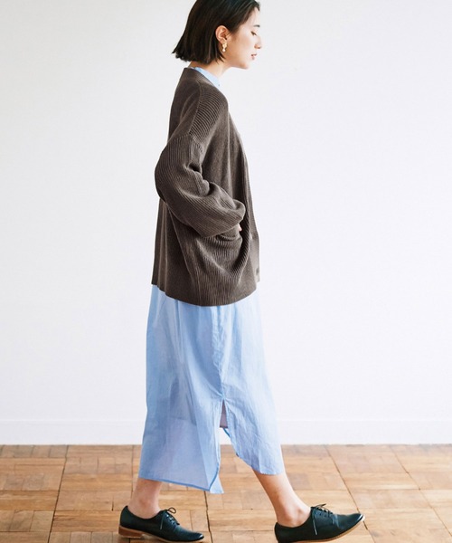 avecmoi(アヴェクモワ)の「【佐藤かなさんプロデュース】 アヴェクモワ タックショルダーワンピース〈ブルー〉(シャツワンピース・レディース・ブルー・MEDIUM/LARGE)」の17枚目の写真