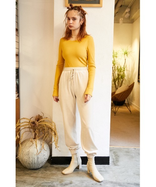 SLY（スライ）の「Sly Skin VELOURS JOGGER PT ジョガー パンツ（ルームウェア/パジャマ・レディース・ミント/アイボリー・2/1）」の2枚目の写真