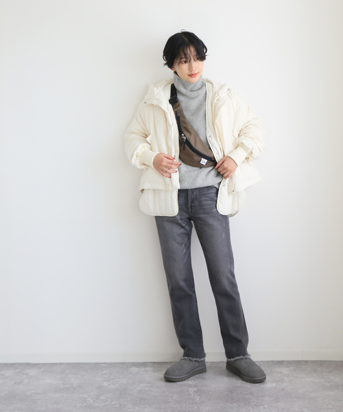 UGG（アグ）の「【UGG/アグ】CLASSIC ULTRA MINI：ショートブーツ◆（ブーツ・レディース・ブラック/カーキ/グレー・60/70/80）」の5枚目の写真