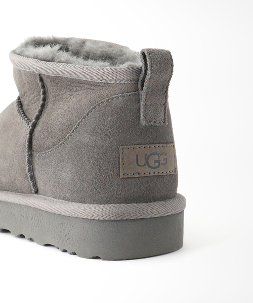 UGG（アグ）の「【UGG/アグ】CLASSIC ULTRA MINI：ショートブーツ◆（ブーツ・レディース・ブラック/カーキ/グレー・60/70/80）」の15枚目の写真