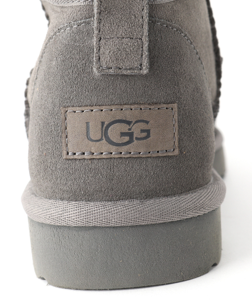UGG（アグ）の「【UGG/アグ】CLASSIC ULTRA MINI：ショートブーツ◆（ブーツ・レディース・ブラック/カーキ/グレー・60/70/80）」の18枚目の写真