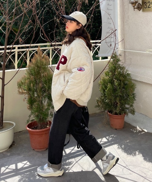 MANGROVE(マングローブ)の「Pロゴキルティングスタジャン(ブルゾン・レディース・アイボリー・FREE)」の10枚目の写真