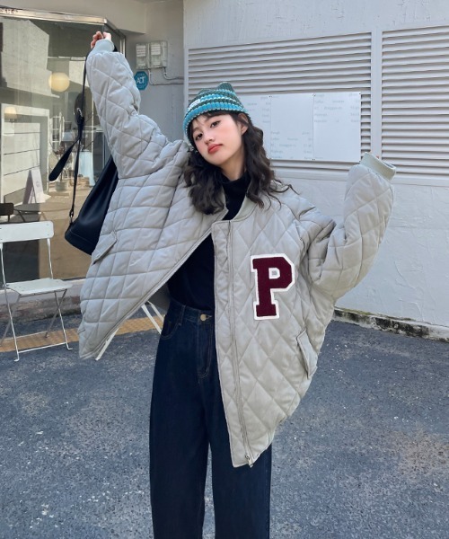 MANGROVE(マングローブ)の「Pロゴキルティングスタジャン(ブルゾン・レディース・アイボリー・FREE)」の7枚目の写真
